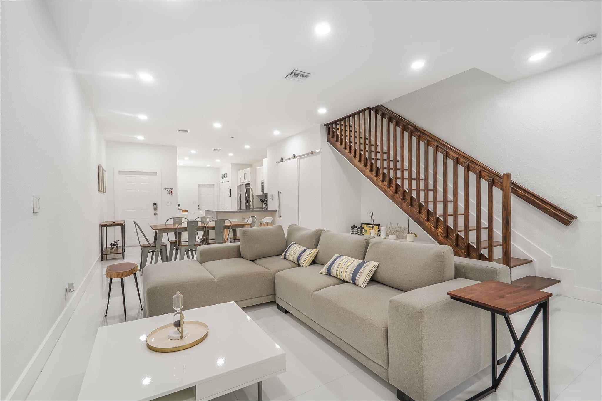 4204 Vineyard Cir