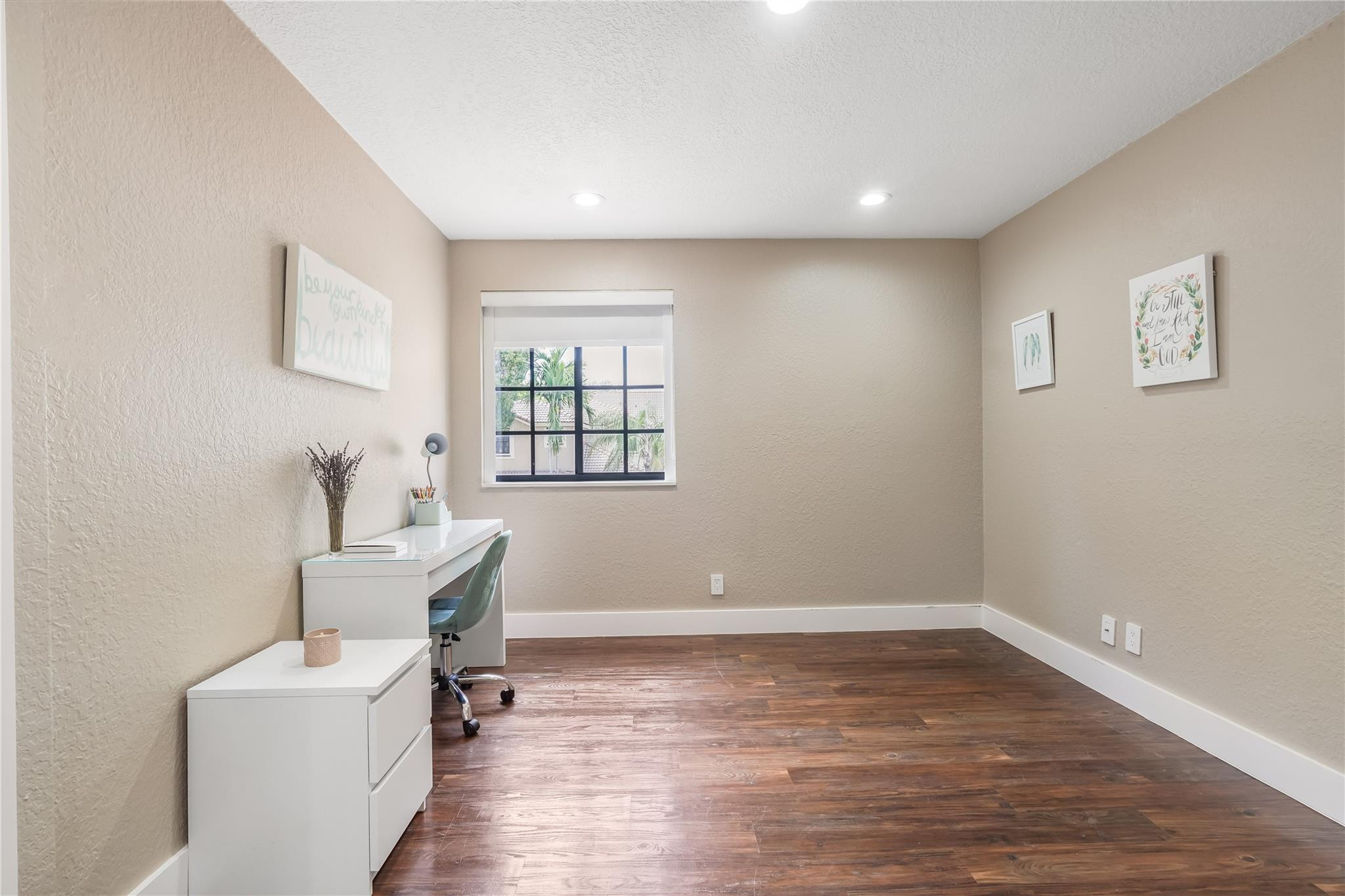 4204 Vineyard Cir