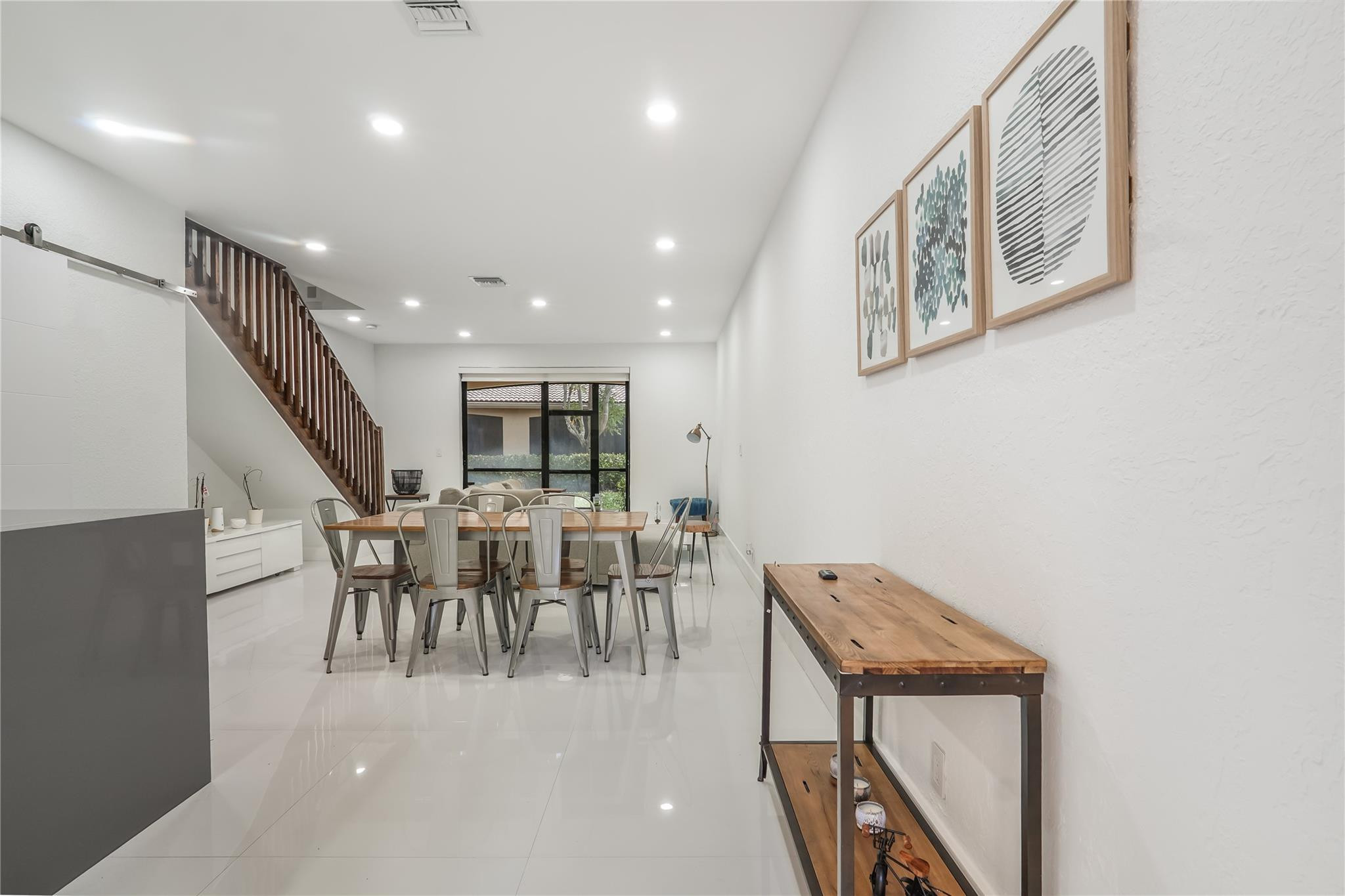 4204 Vineyard Cir