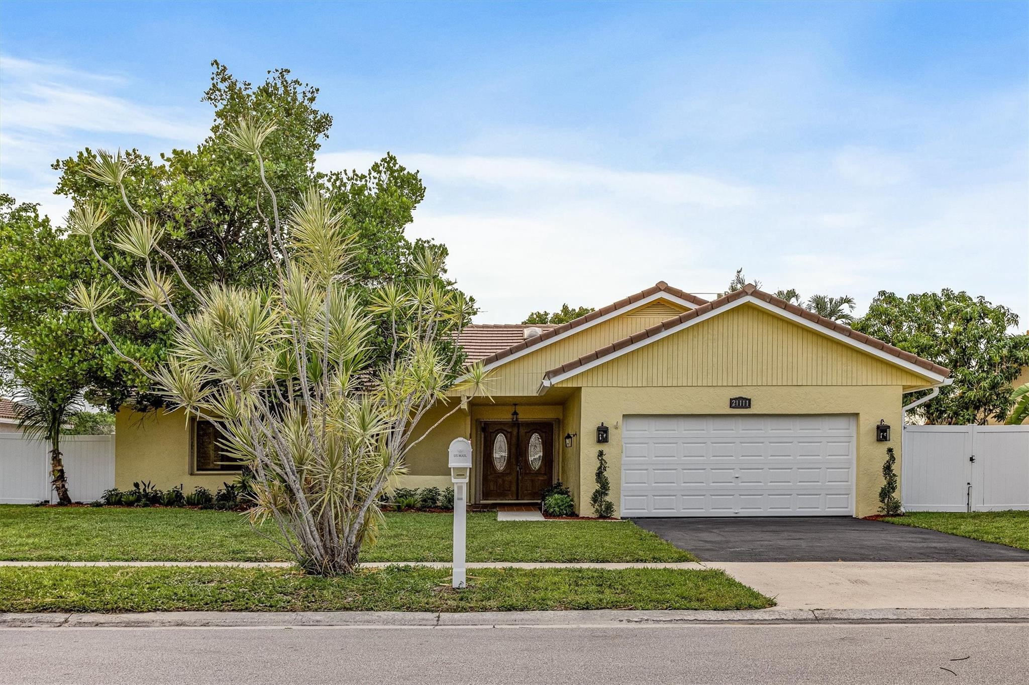 21111 Escondido Way