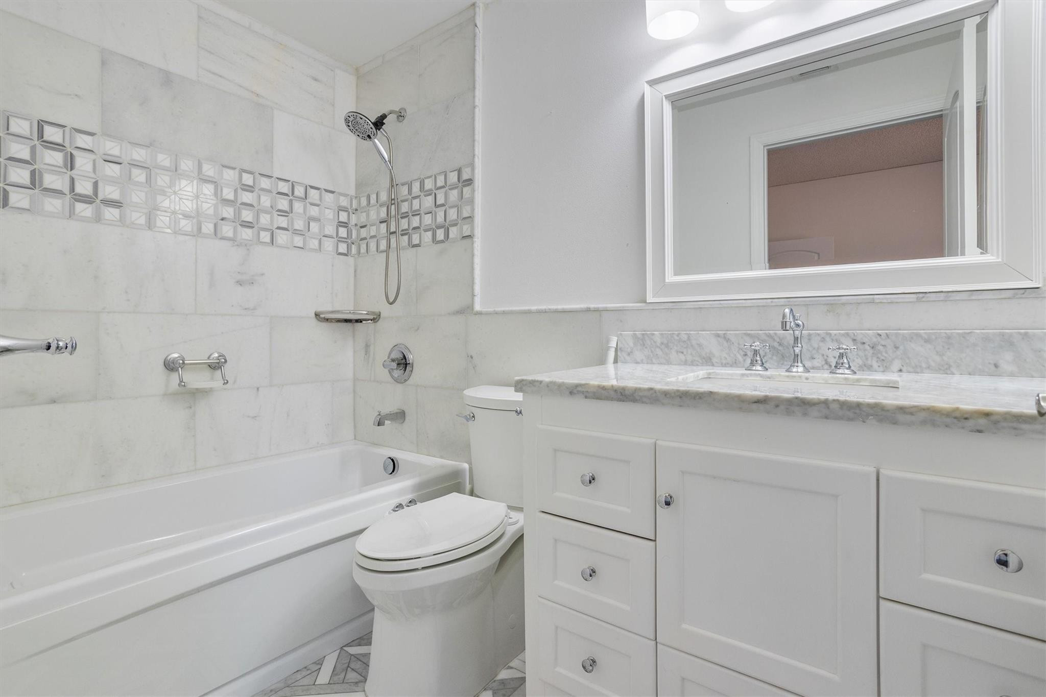 730 Sorrento Dr 730