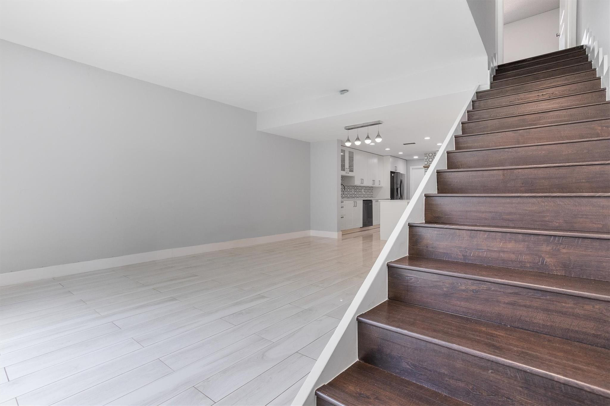 730 Sorrento Dr 730