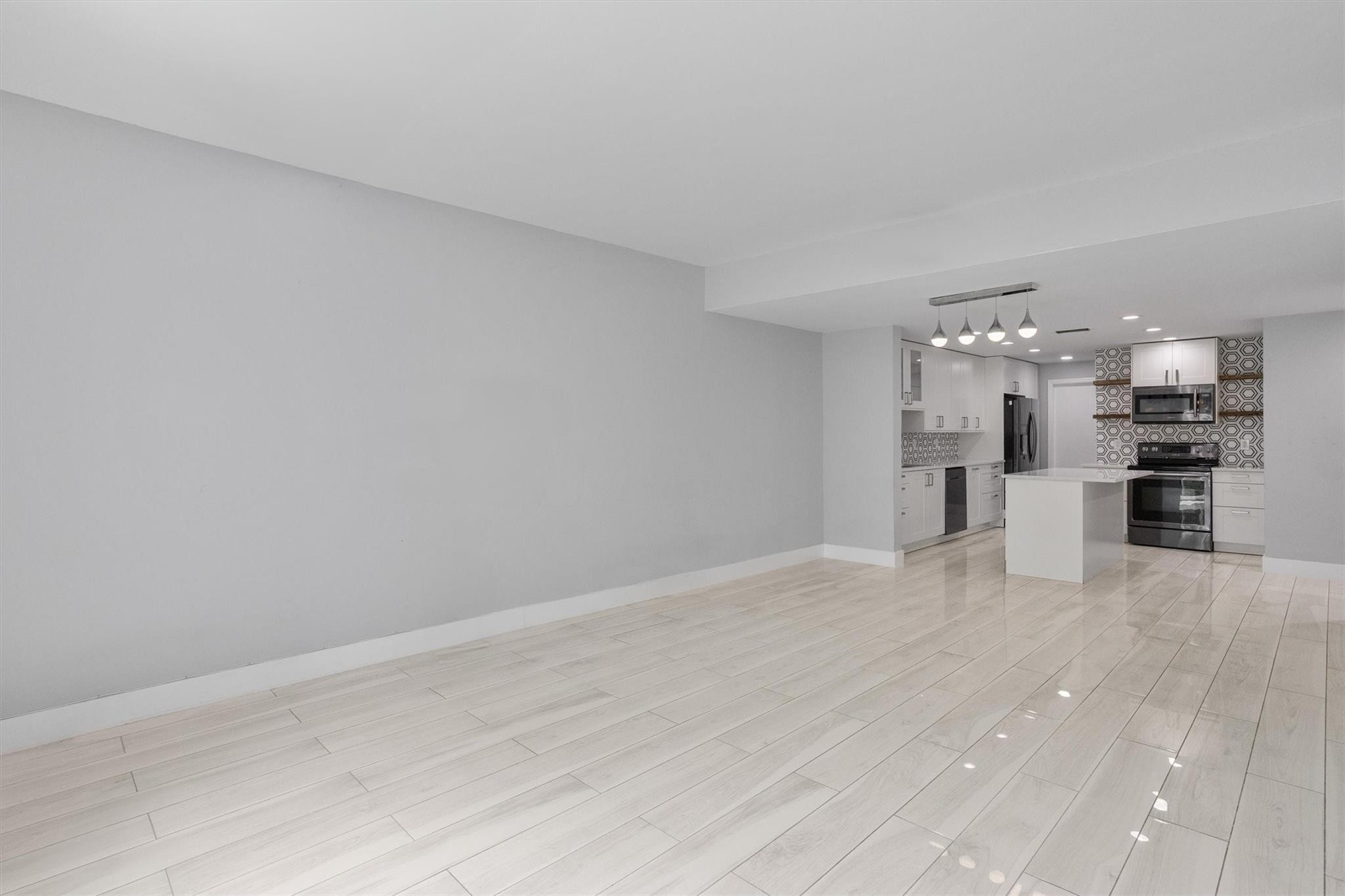 730 Sorrento Dr 730