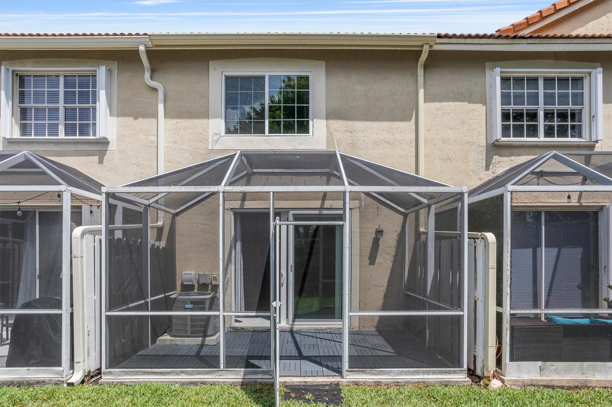 730 Sorrento Dr 730