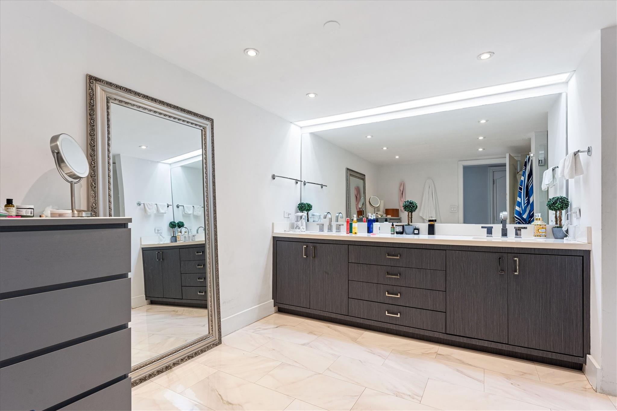 19707 Turnberry Way 9J