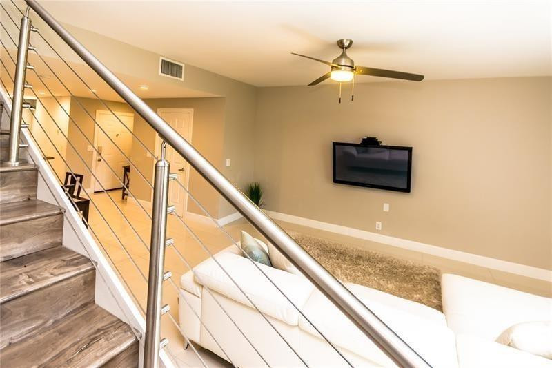 830 Sorrento Dr 830