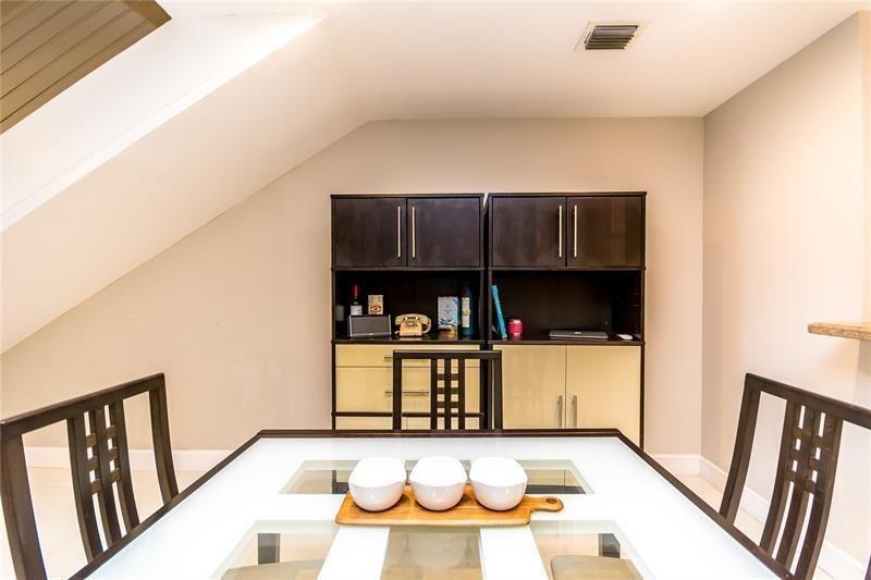 830 Sorrento Dr 830