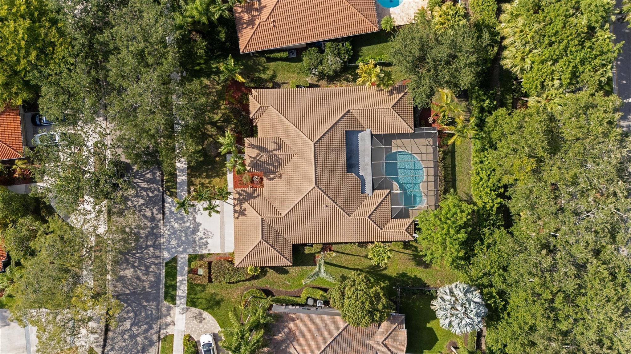1280 MANOR CT