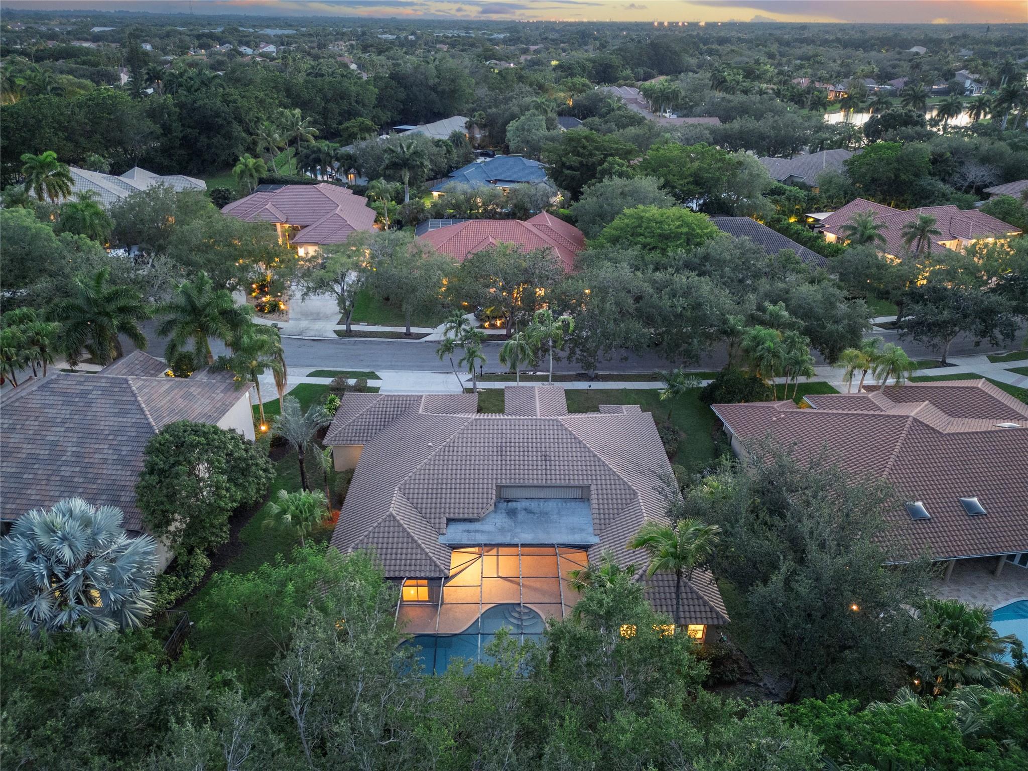 1280 MANOR CT