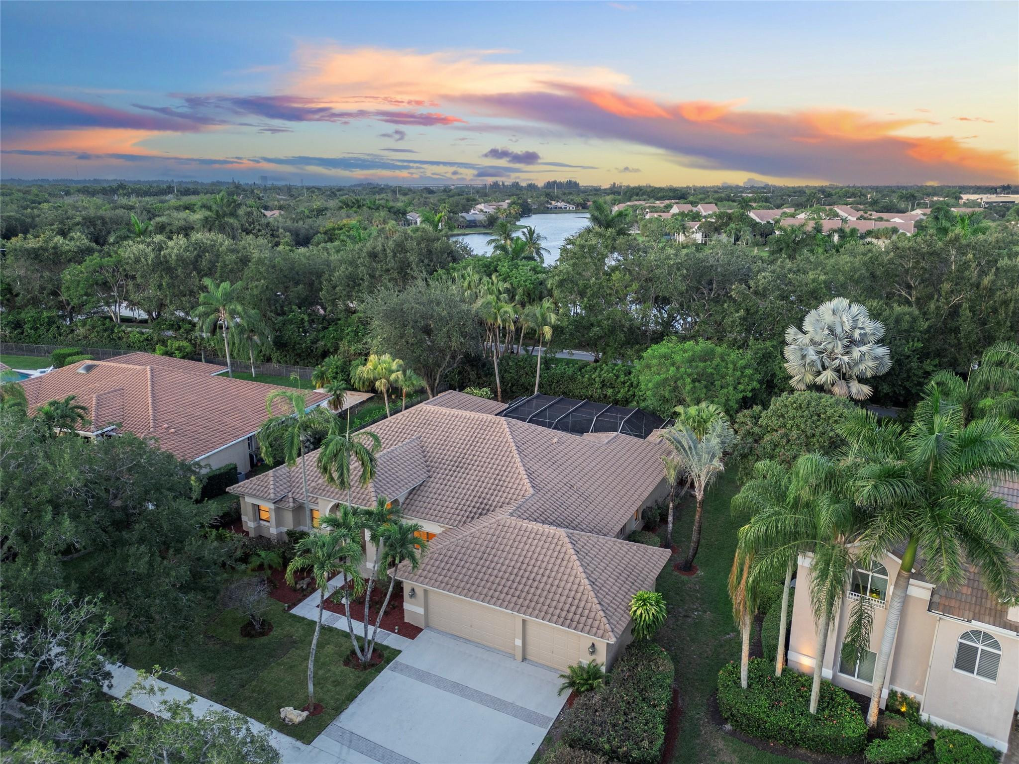 1280 MANOR CT