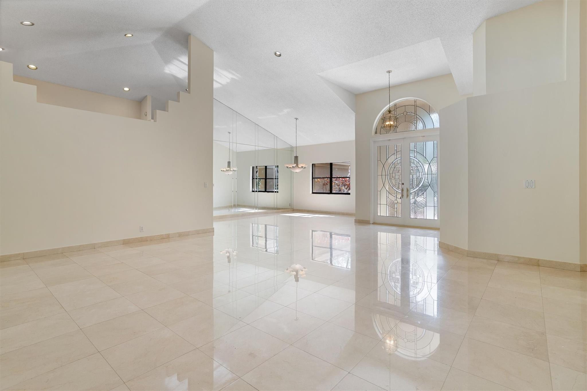 1280 MANOR CT