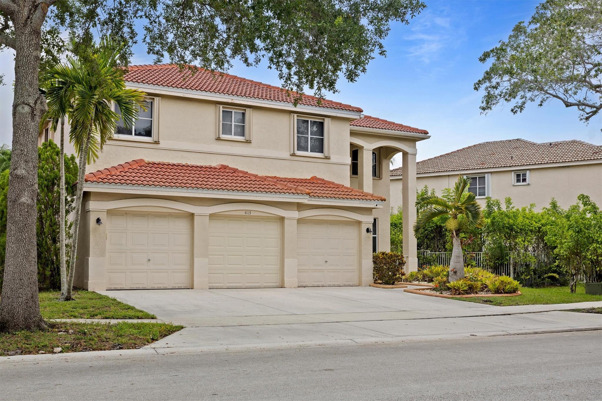 4113 Staghorn Ln