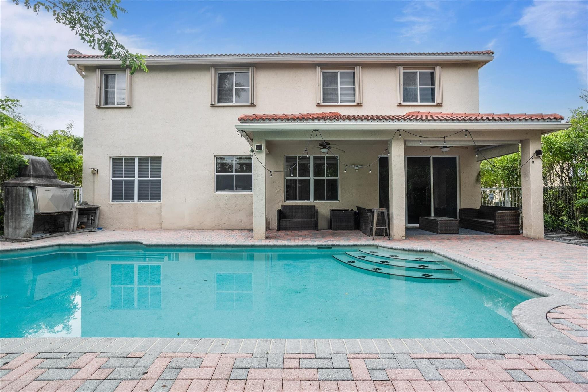 4113 Staghorn Ln
