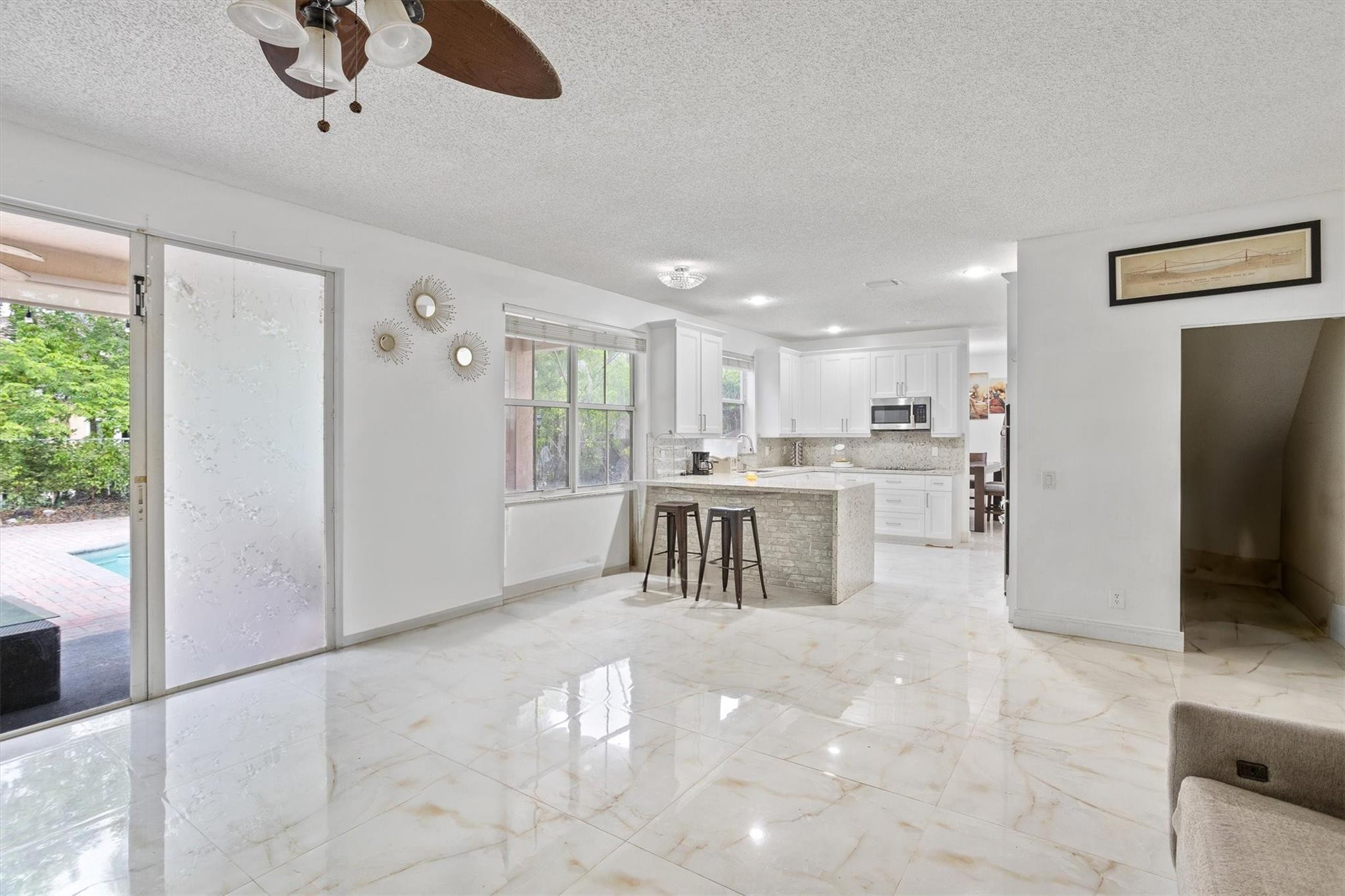 4113 Staghorn Ln