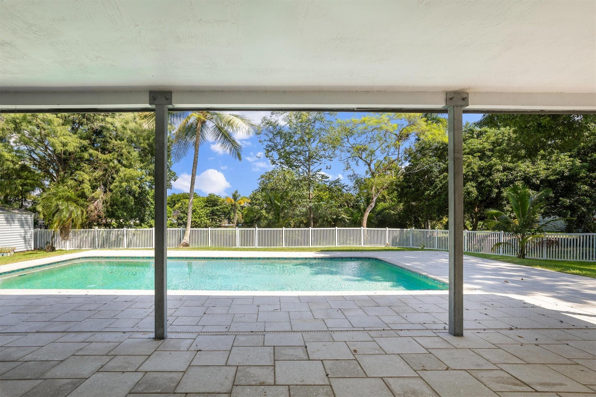 4000 SW 109th Ave