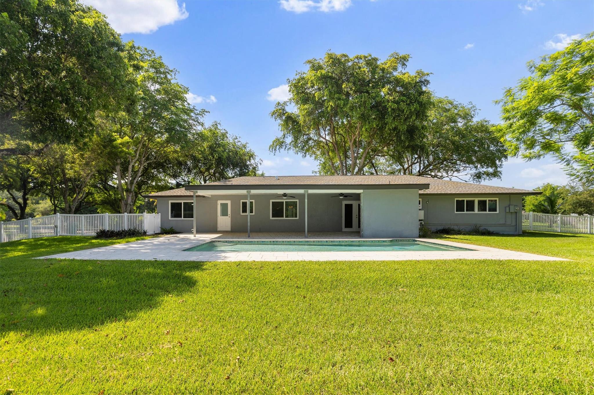 4000 SW 109th Ave