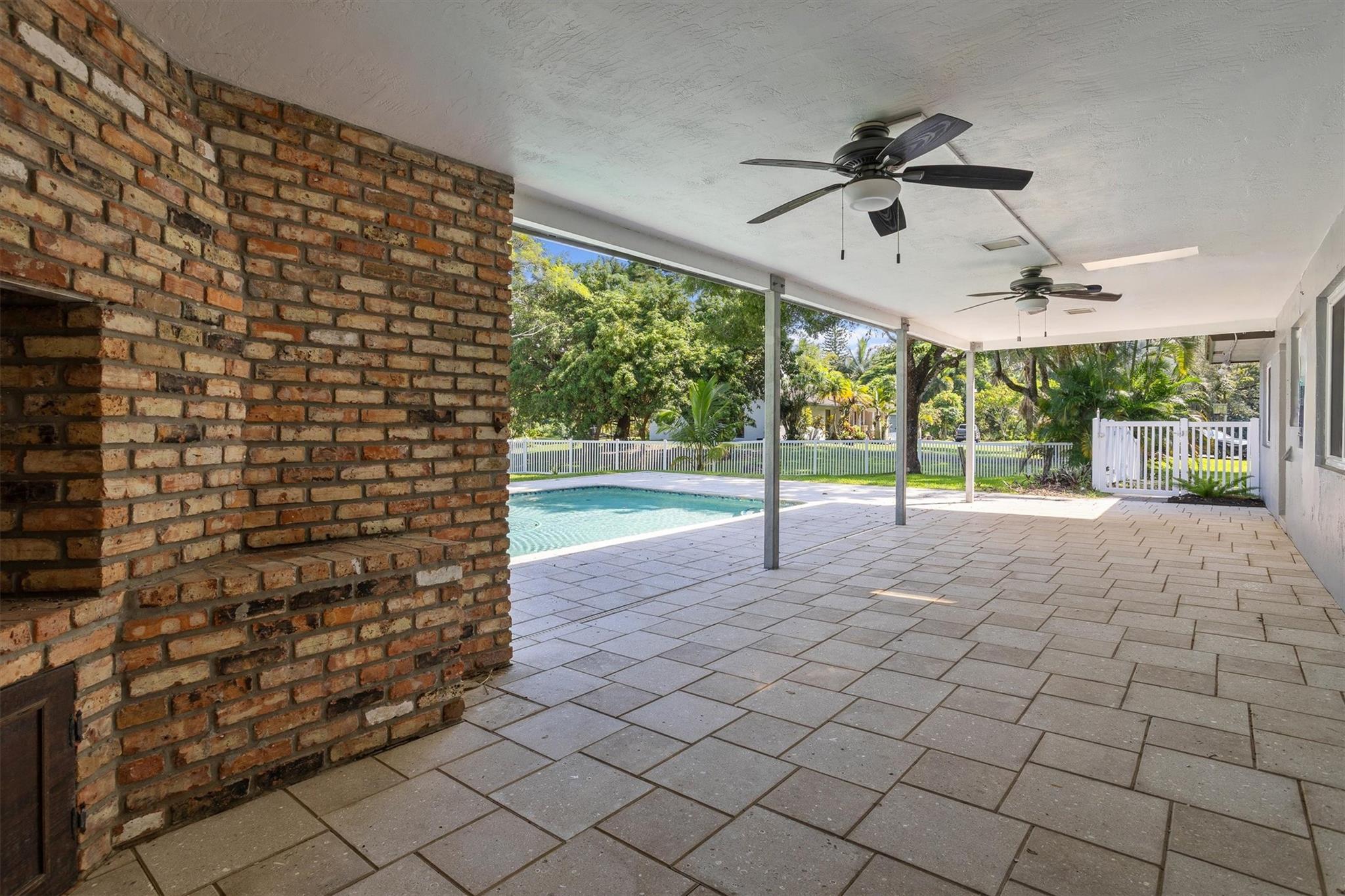 4000 SW 109th Ave