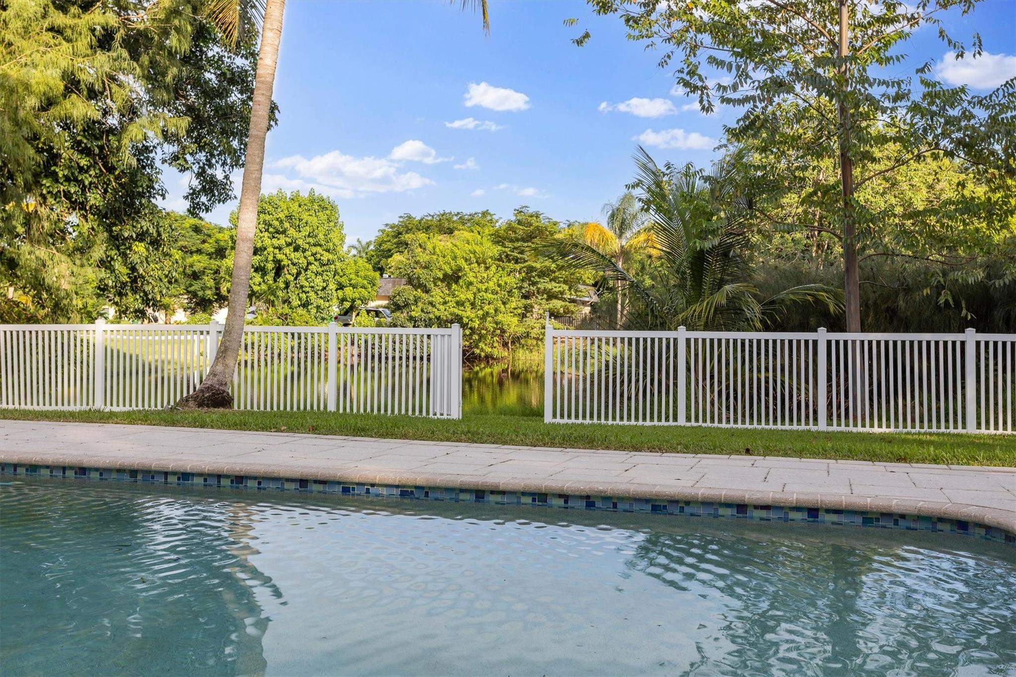 4000 SW 109th Ave