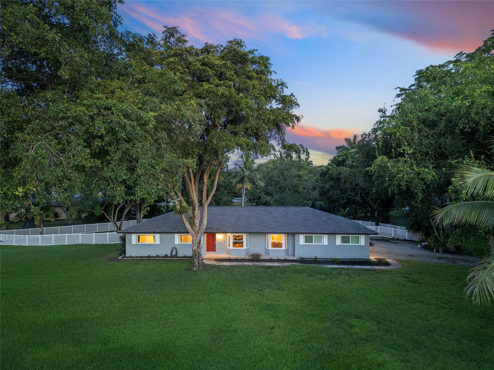 4000 SW 109th Ave