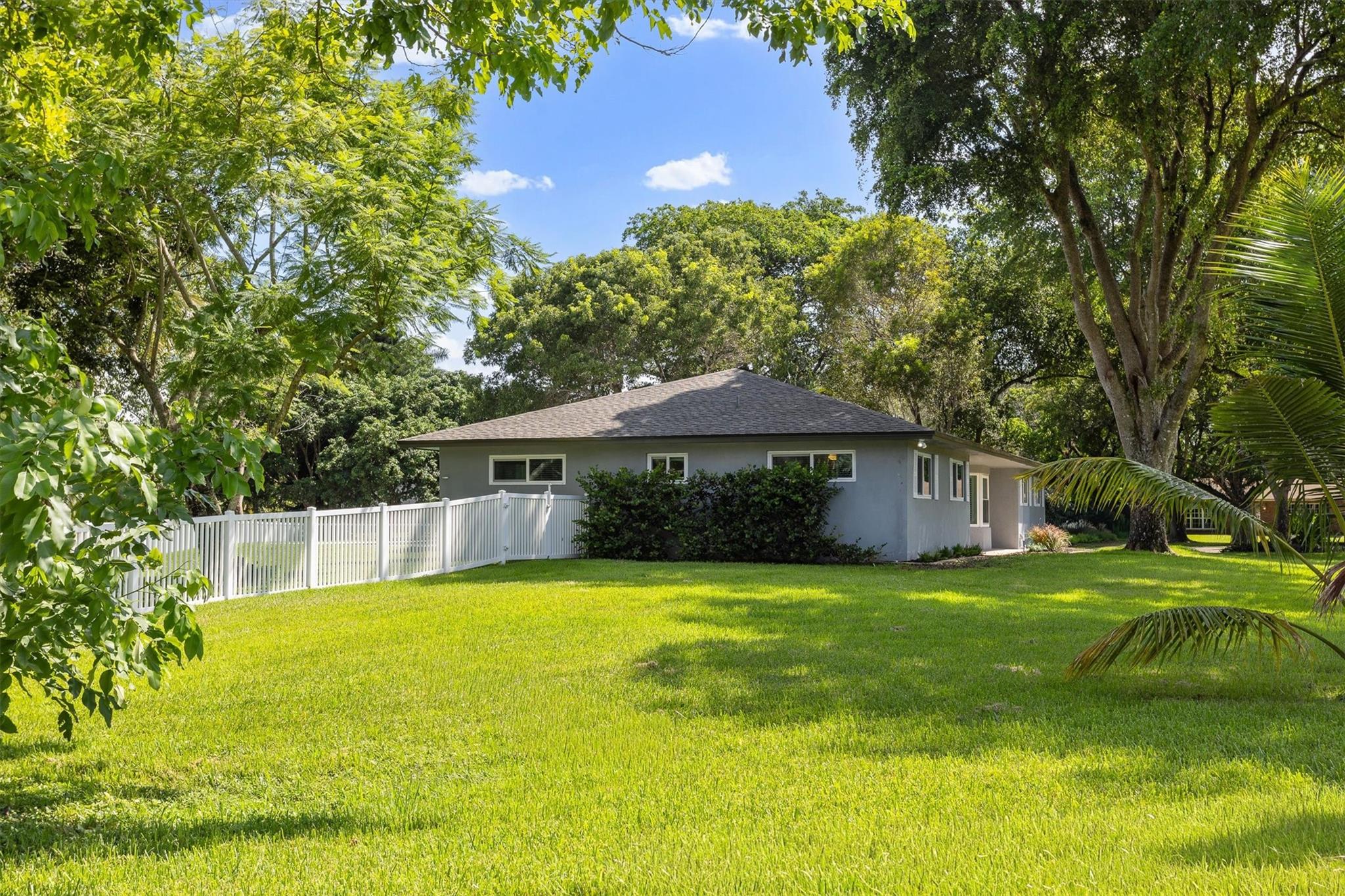 4000 SW 109th Ave