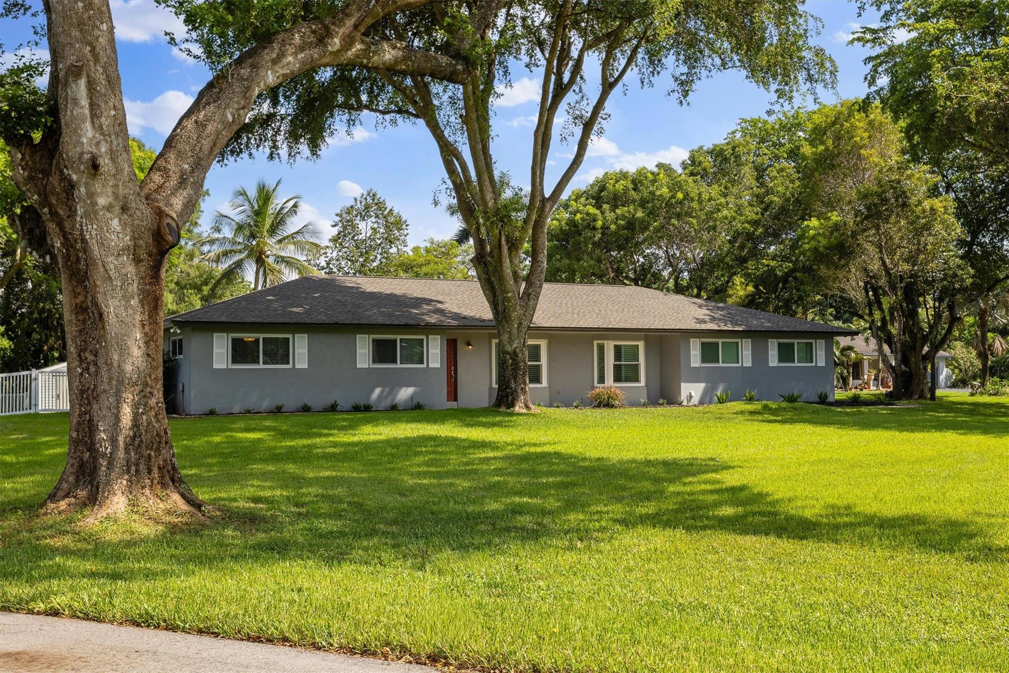 4000 SW 109th Ave