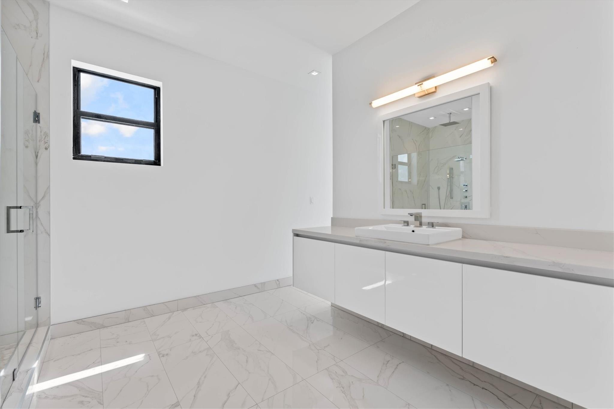 16722 S Botaniko Dr S