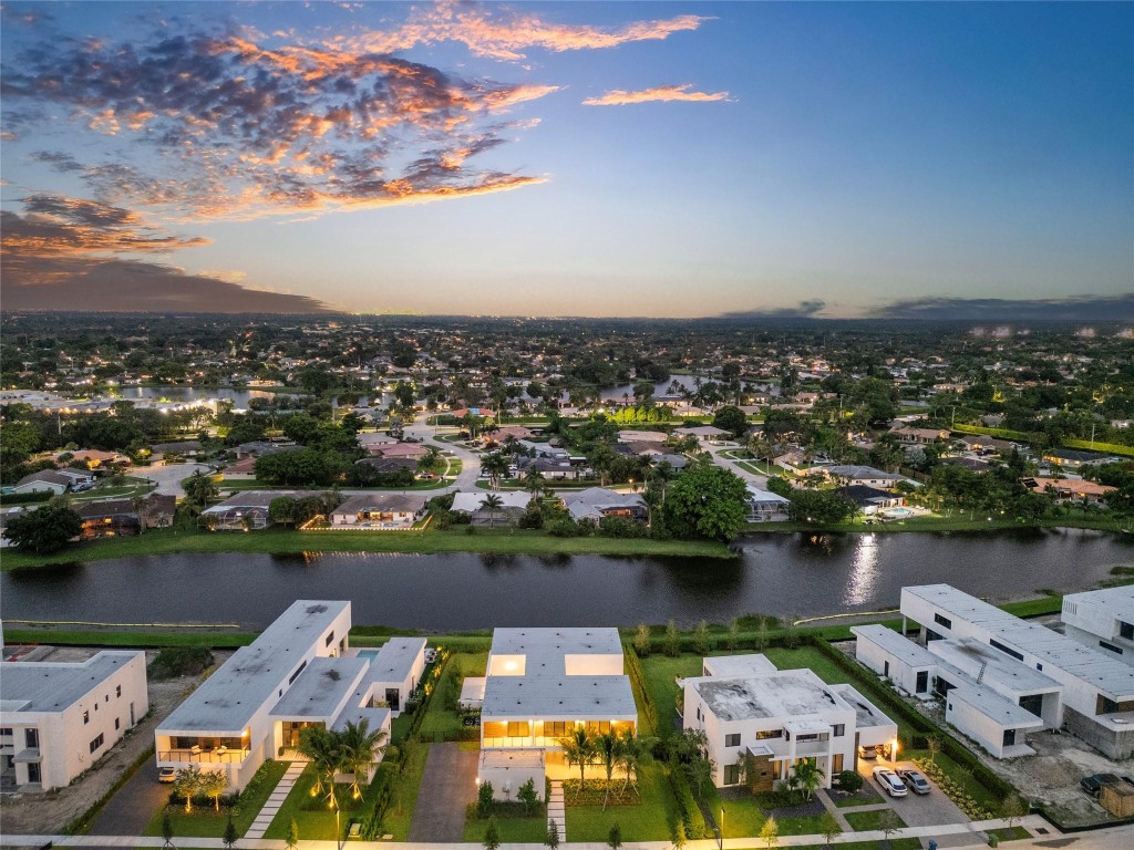 16722 S Botaniko Dr S