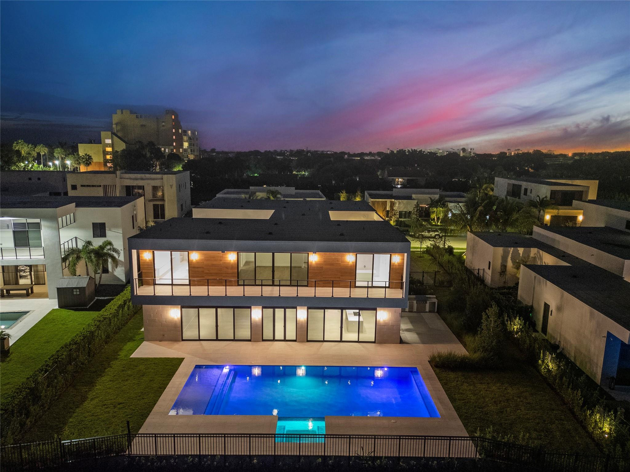 16722 S Botaniko Dr S