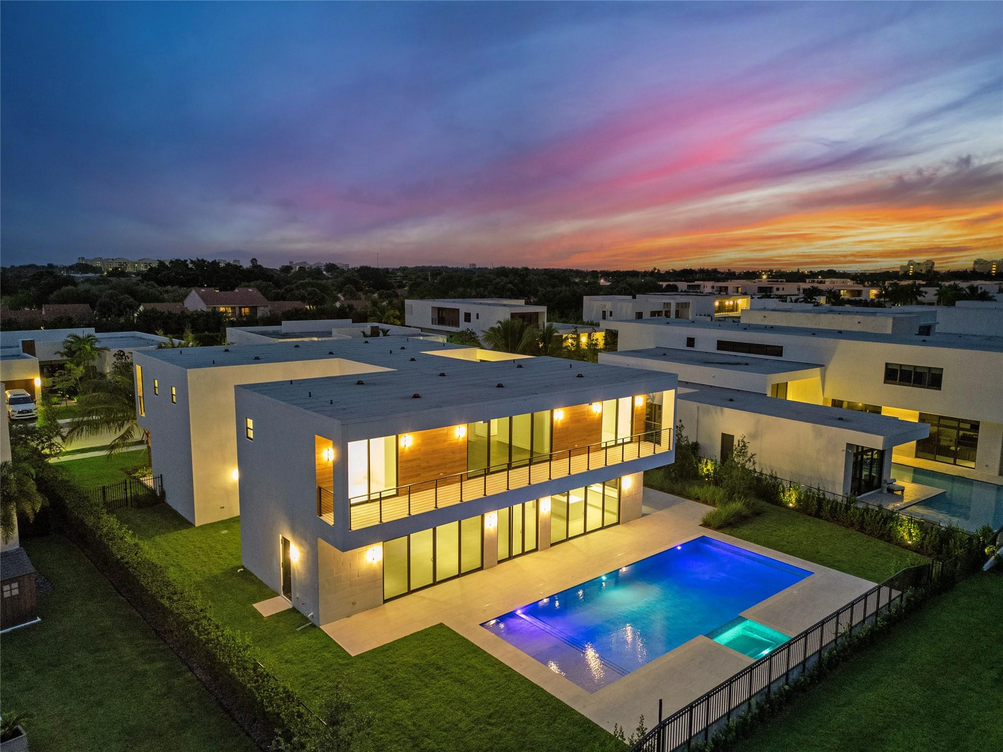 16722 S Botaniko Dr S