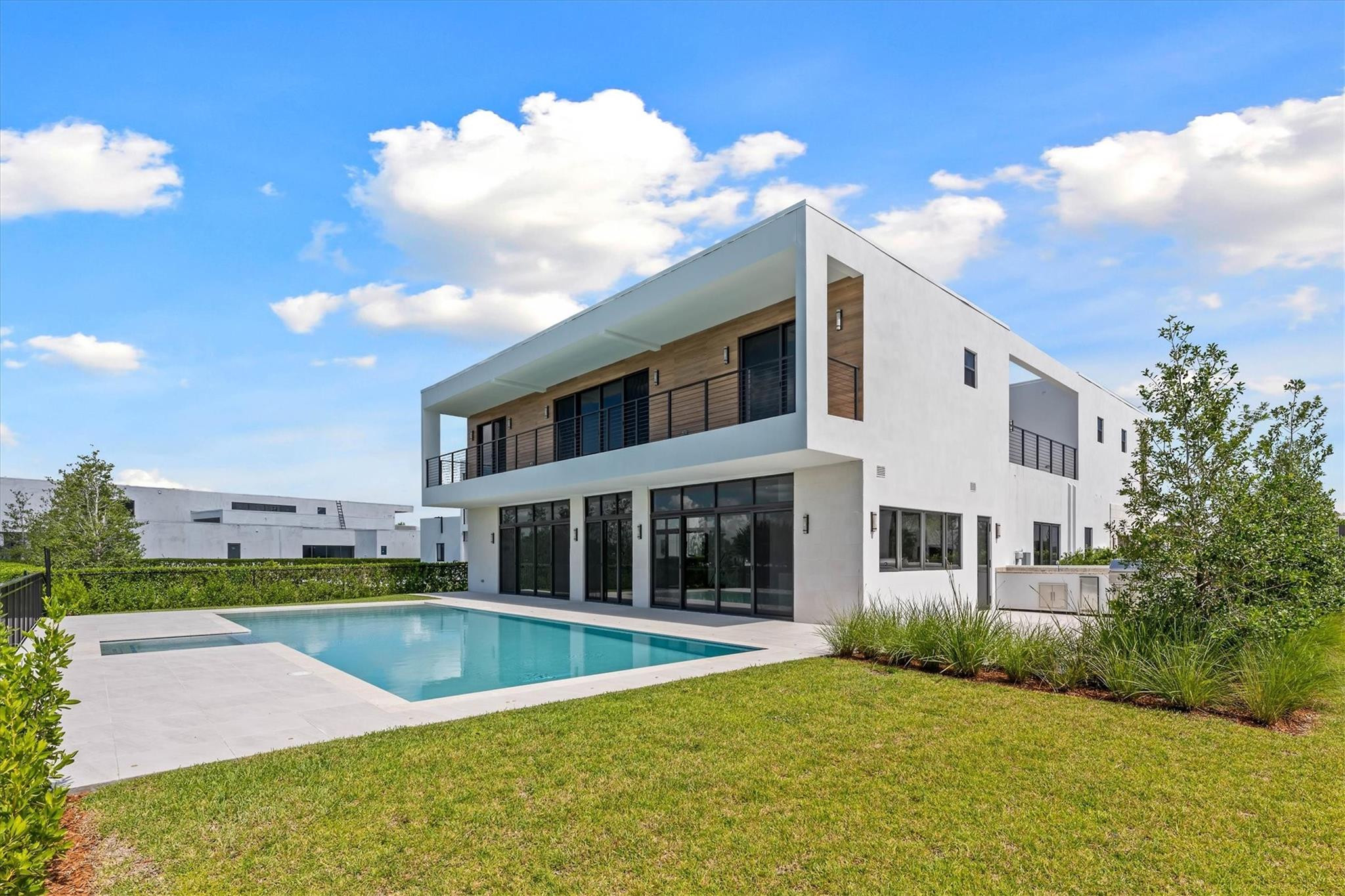 16722 S Botaniko Dr S