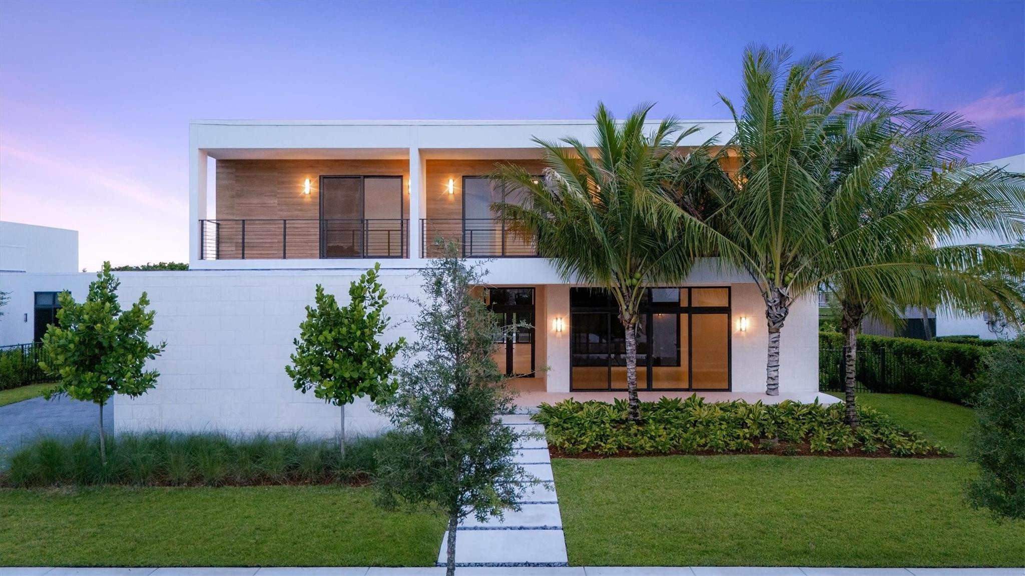 16722 S Botaniko Dr S