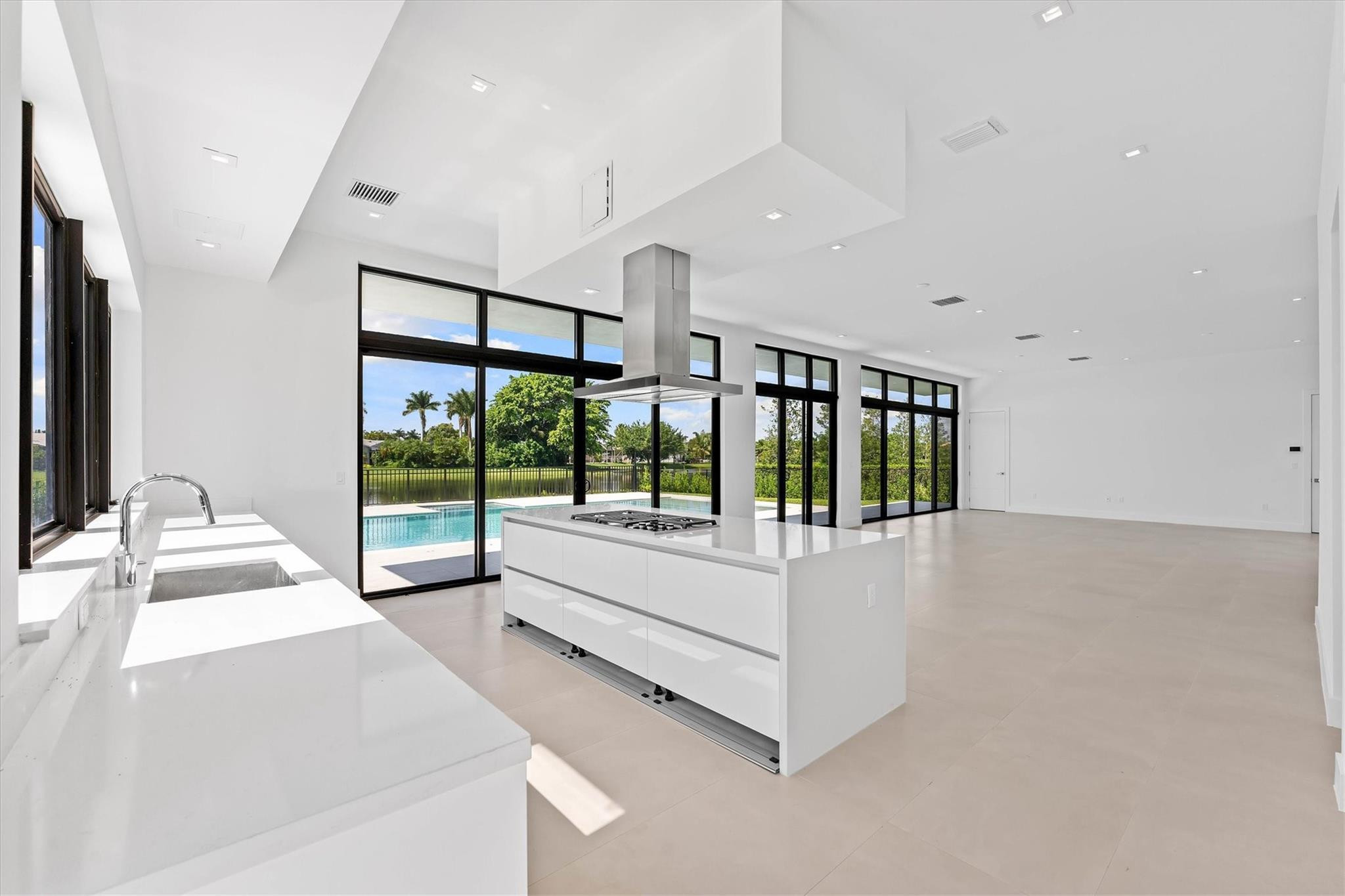 16722 S Botaniko Dr S