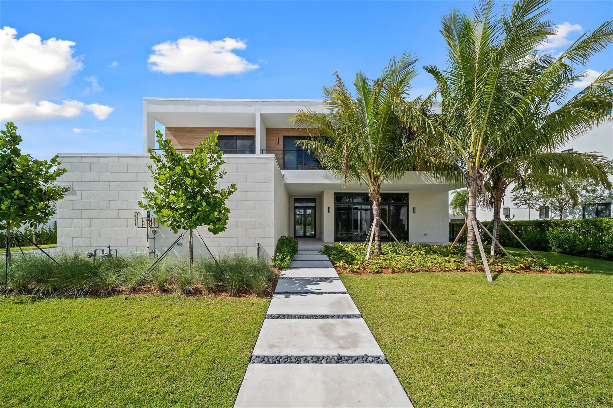 16722 S Botaniko Dr S