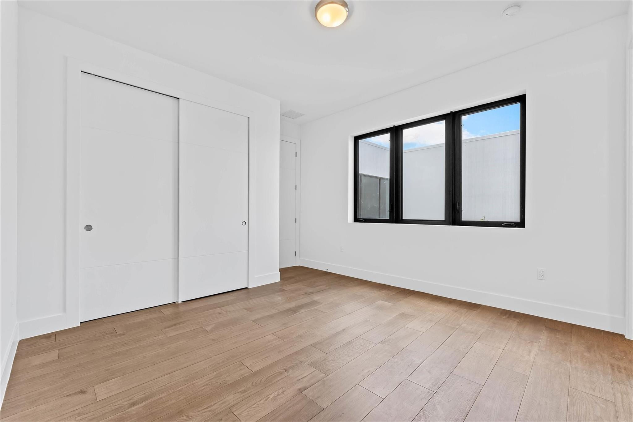 16722 S Botaniko Dr S