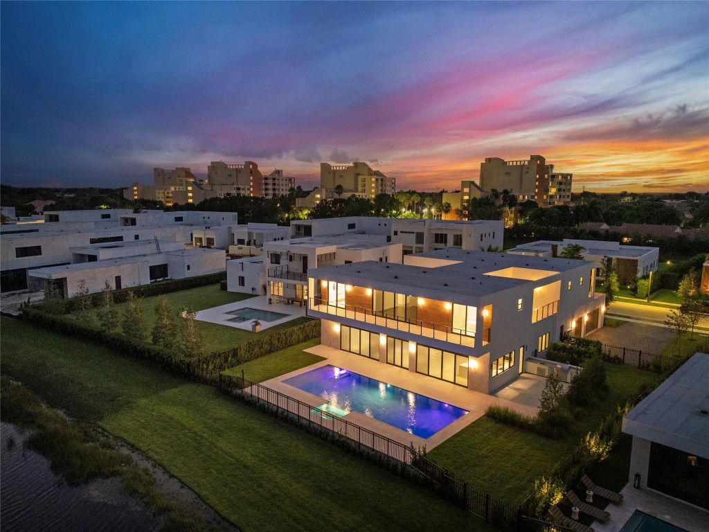 16722 S Botaniko Dr S