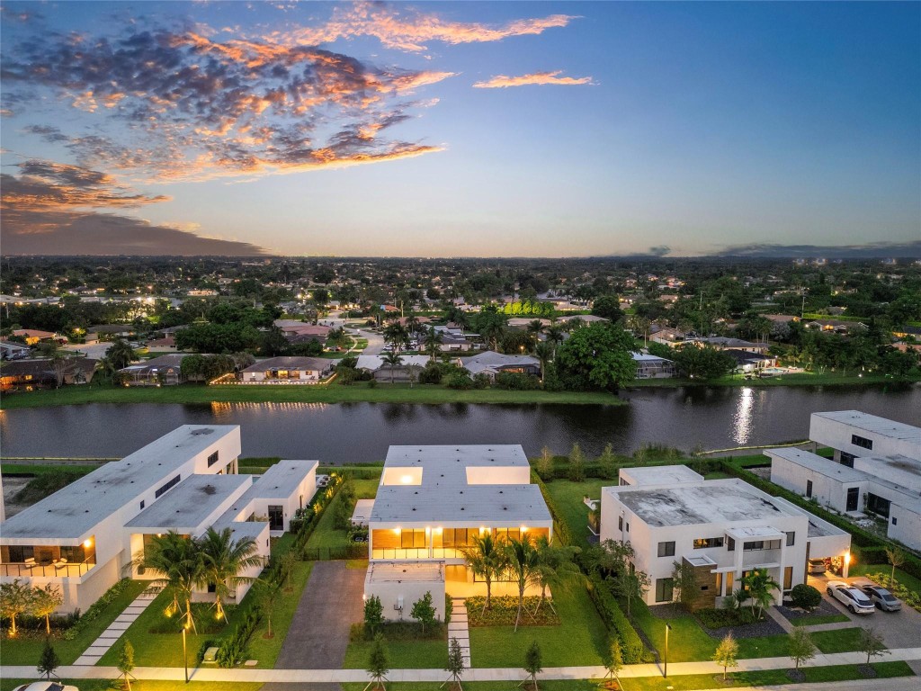 16722 S Botaniko Dr S