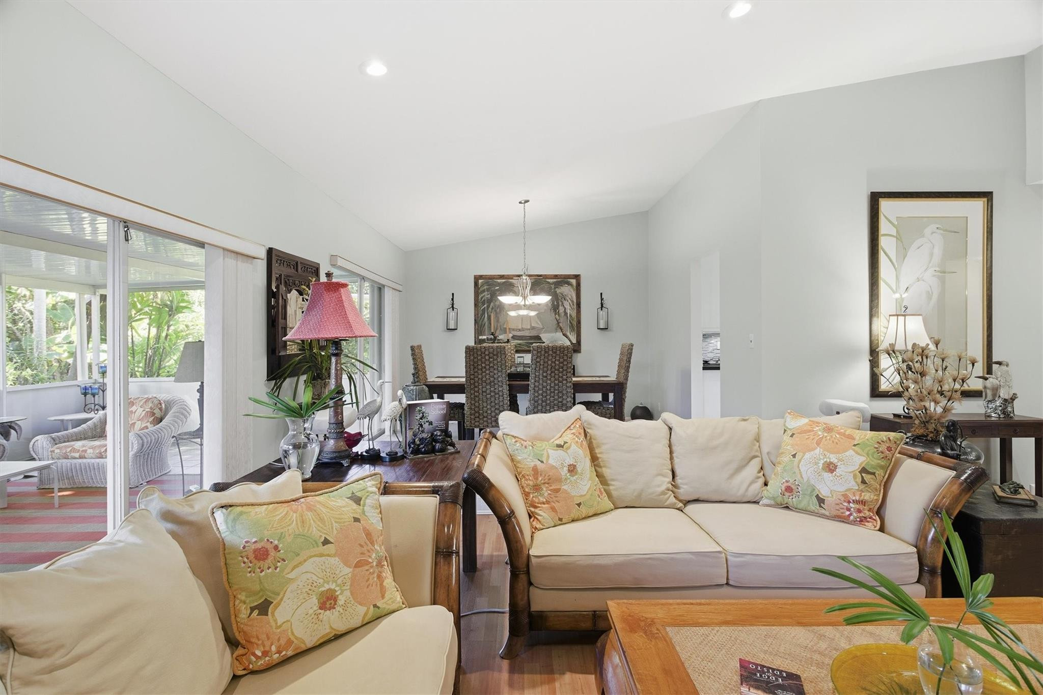 4803 QUEEN PALM LN