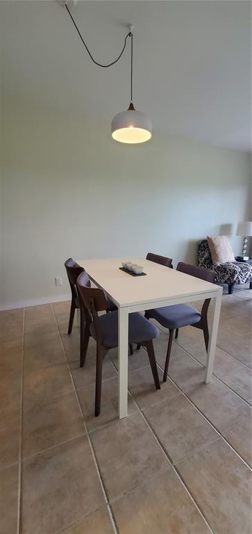 5100 SW 90th Avenue 406