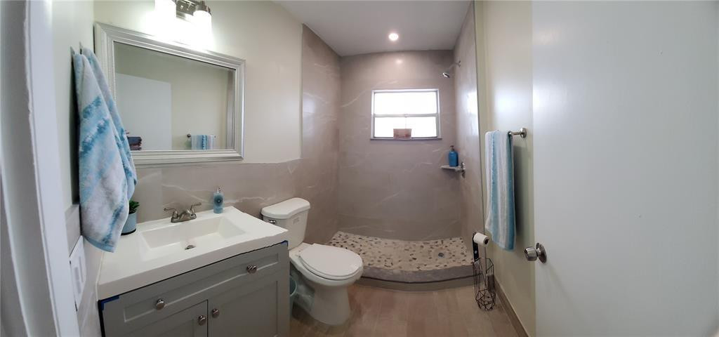 5100 SW 90th Avenue 406