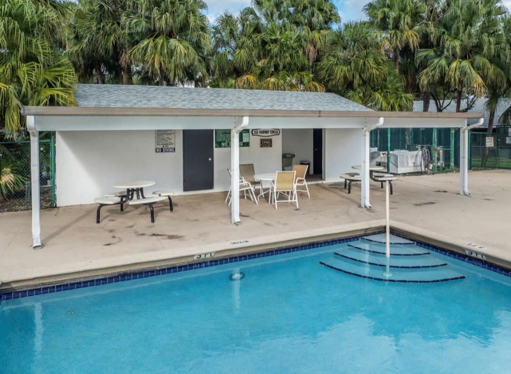 370 Fairway Circle 13