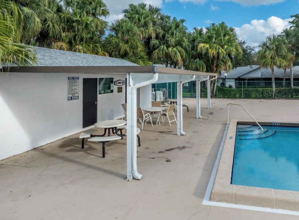 370 Fairway Circle 13