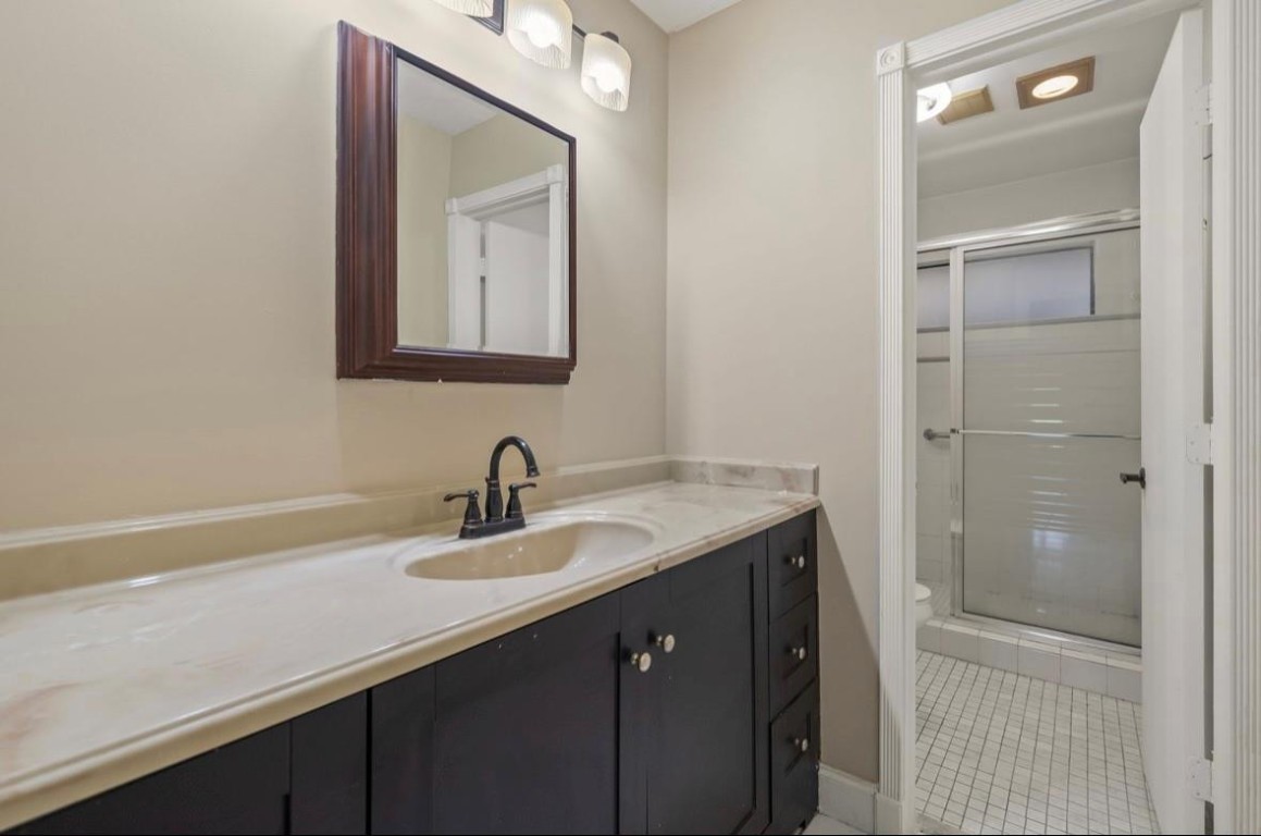 370 Fairway Circle 13