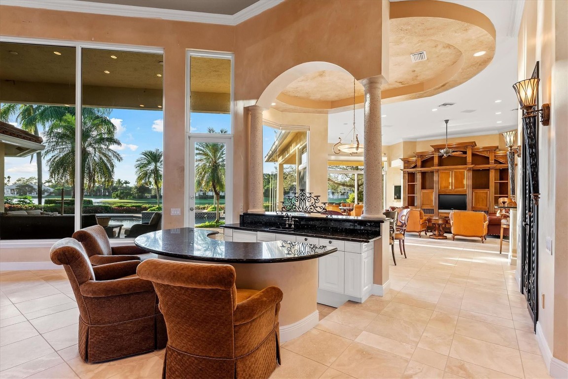 3060 Paddock Road, Weston