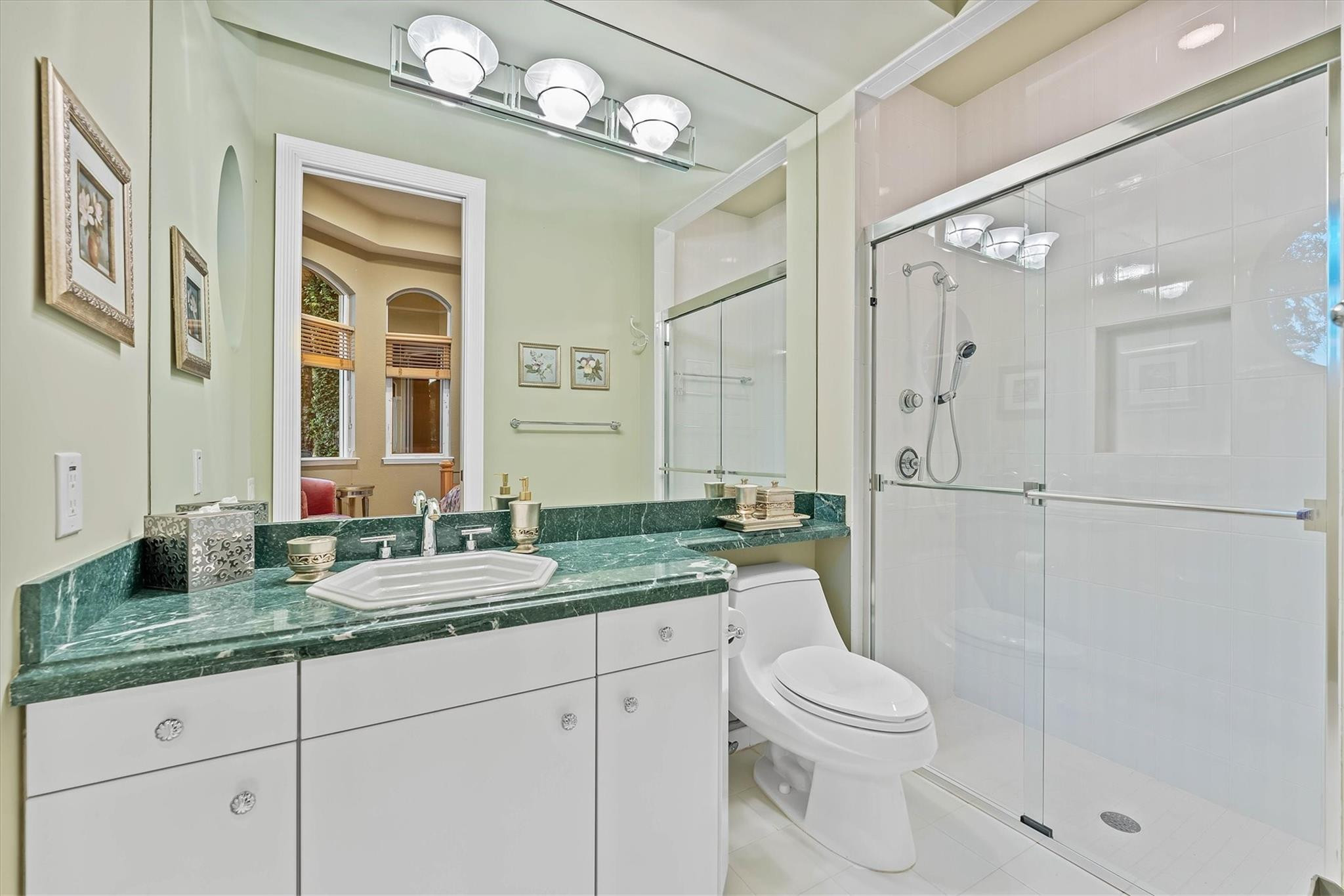 3060 Paddock Road, Weston