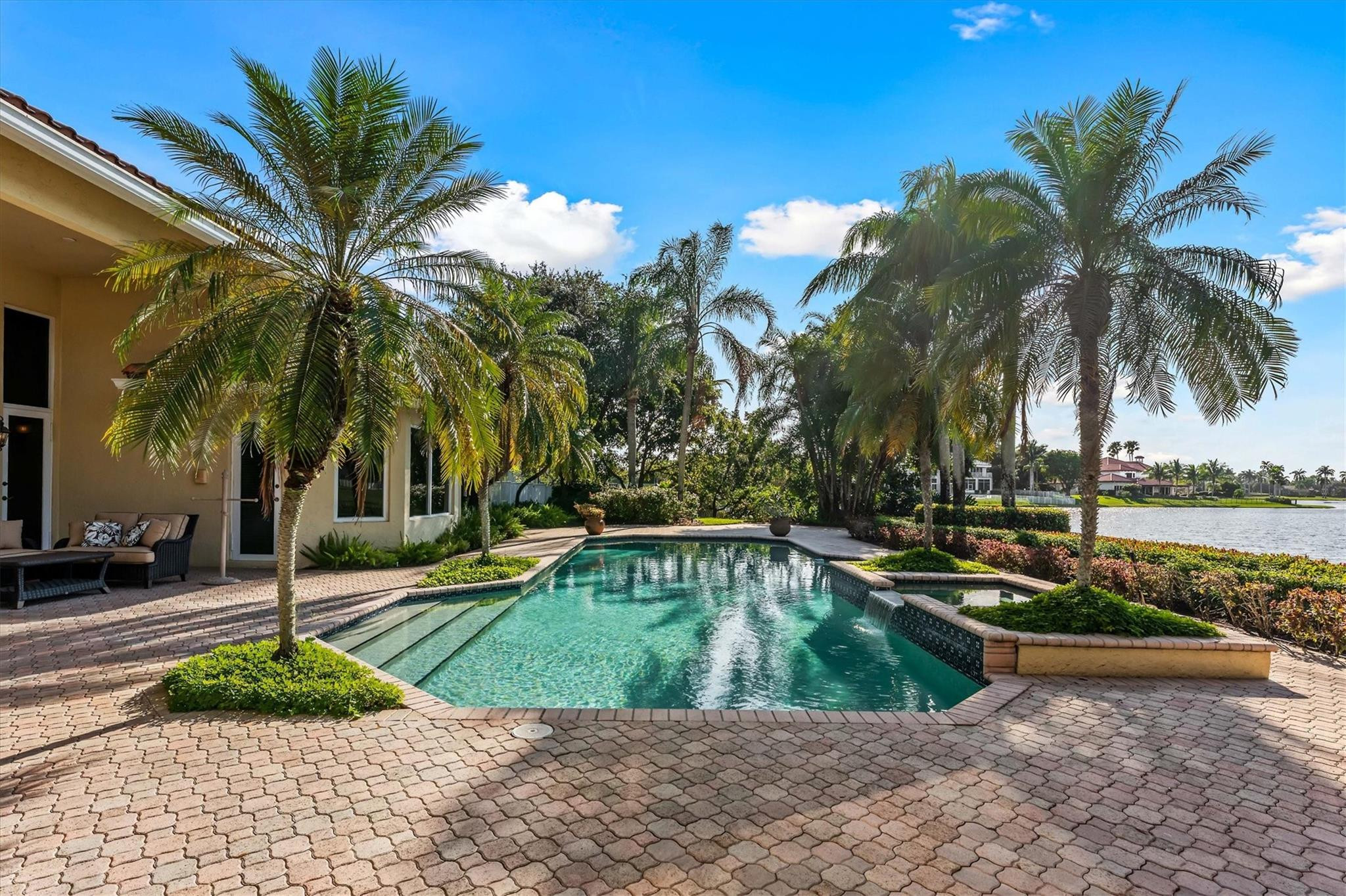 3060 Paddock Road, Weston