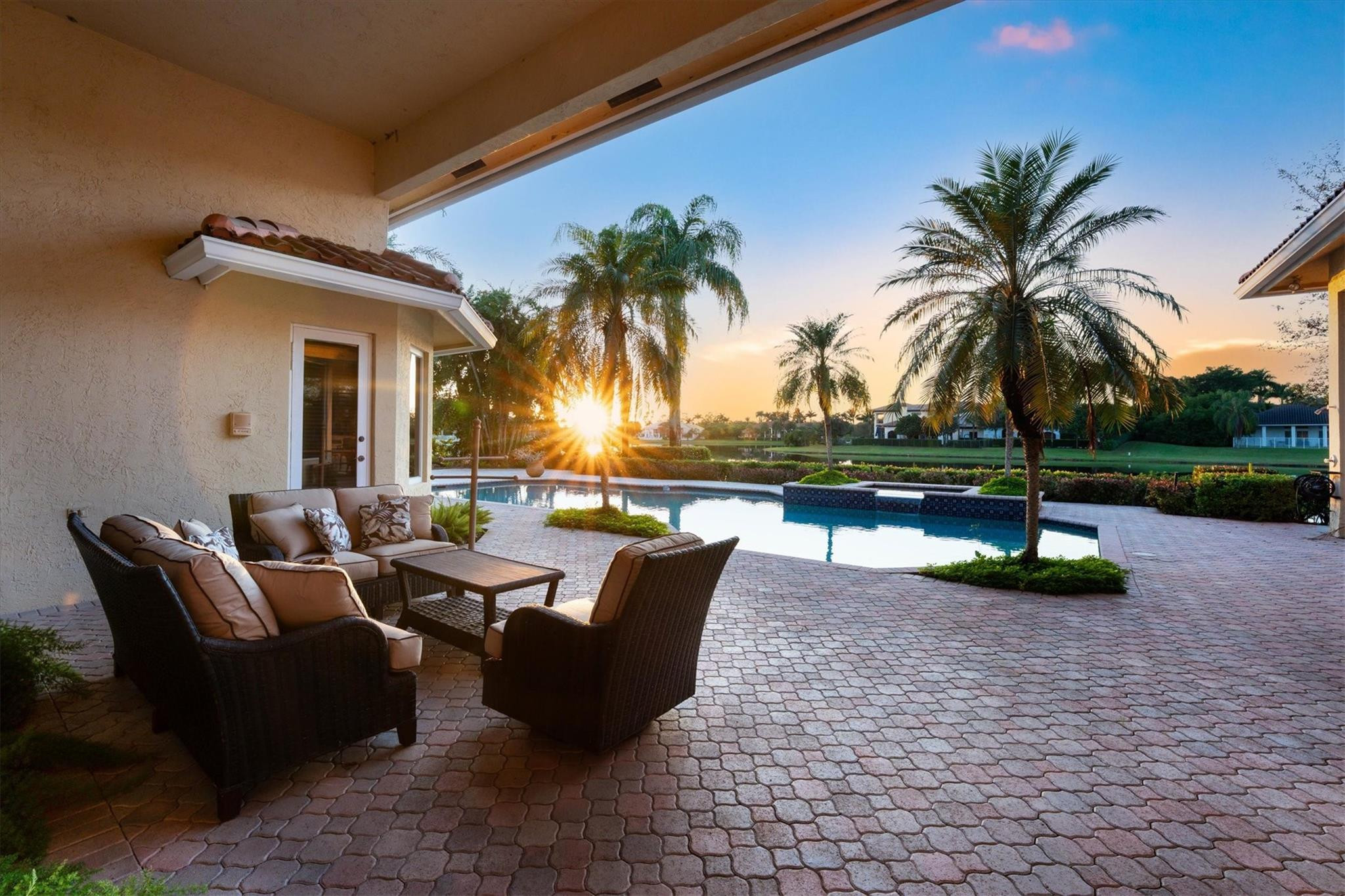 3060 Paddock Road, Weston