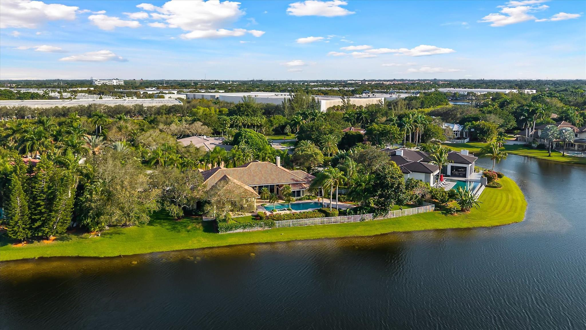 3060 Paddock Road, Weston