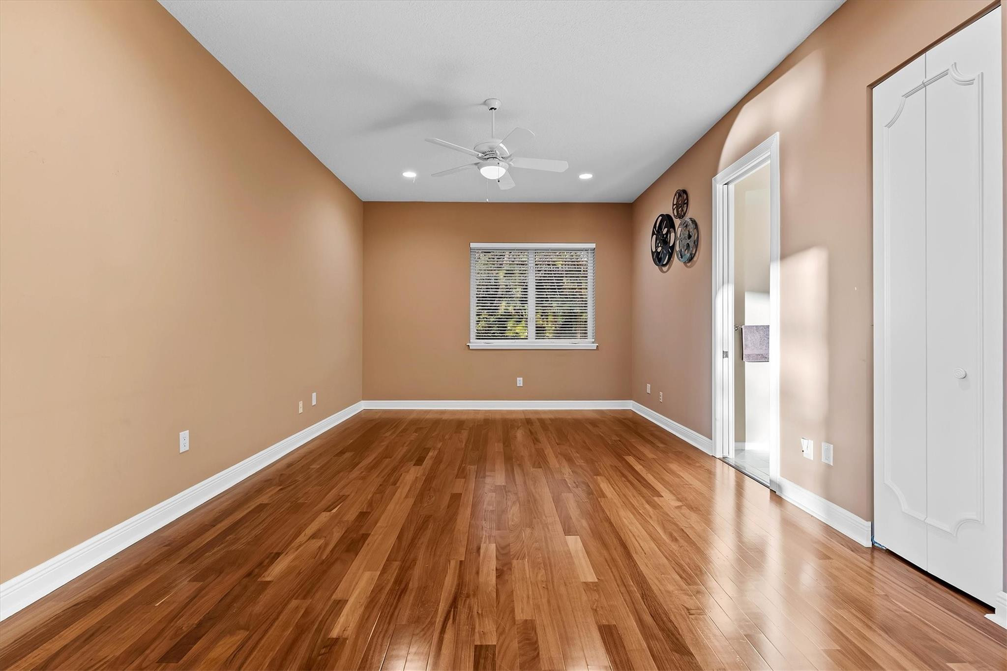 3060 Paddock Road, Weston