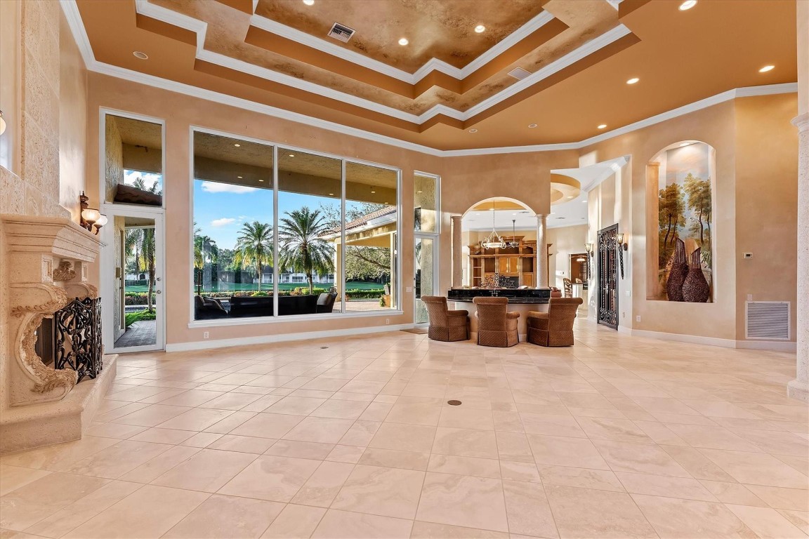 3060 Paddock Road, Weston