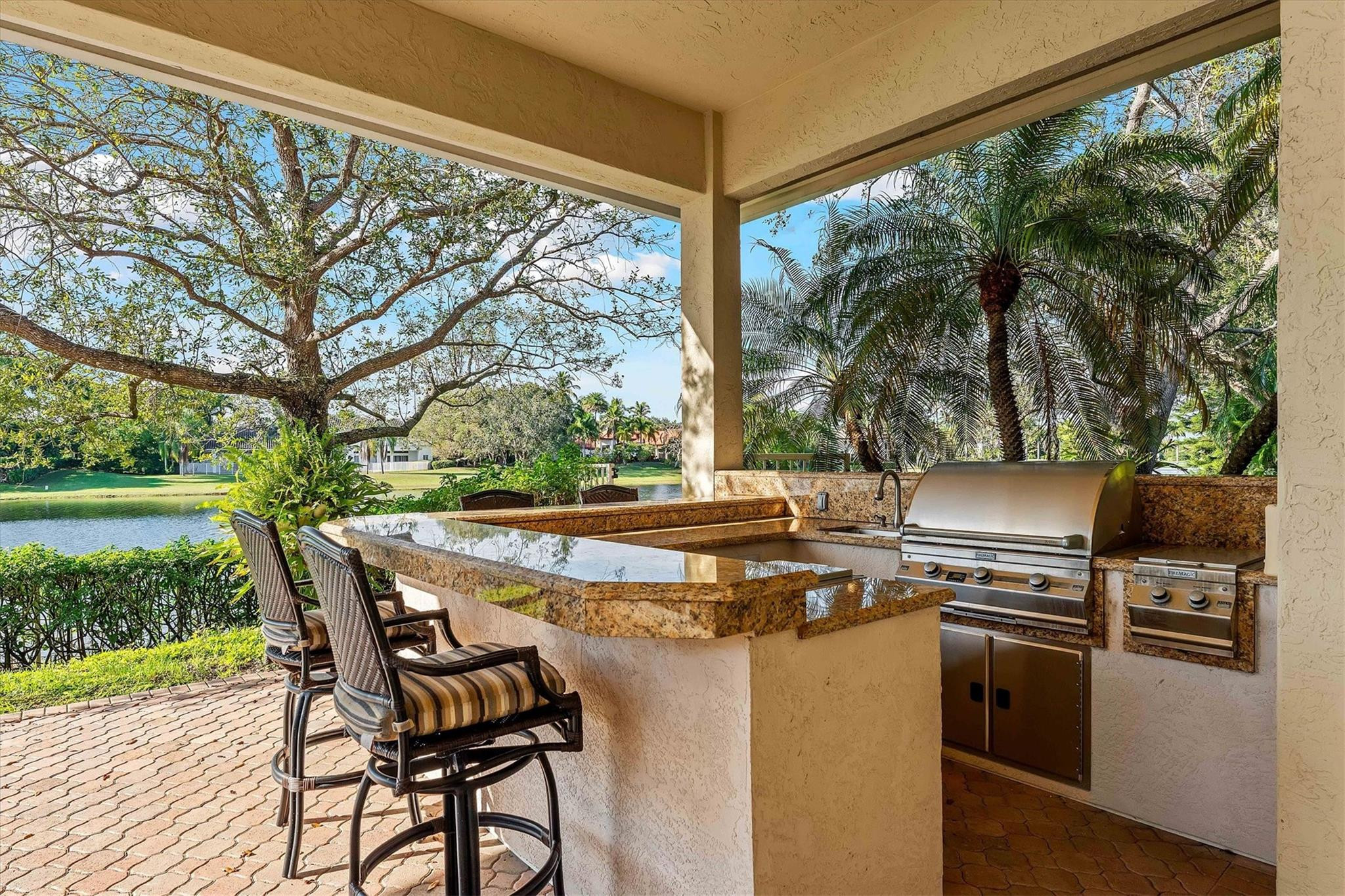 3060 Paddock Road, Weston